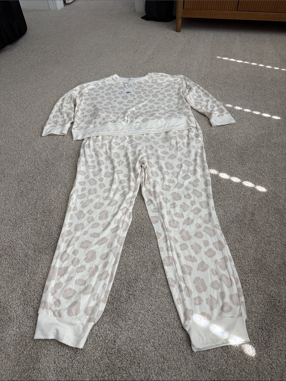 Mary Square Women’s Leopard Print Pajama Set - Cream and Taupe
